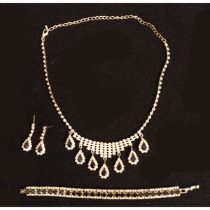 Elegant Romance 3 Piece Silver Tone Necklace Set Matching Bracelet and Earings